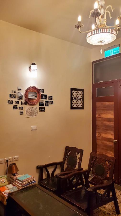 赤嵌厝child Come Home-依人數床位數計價開放房型 Tainan Esterno foto
